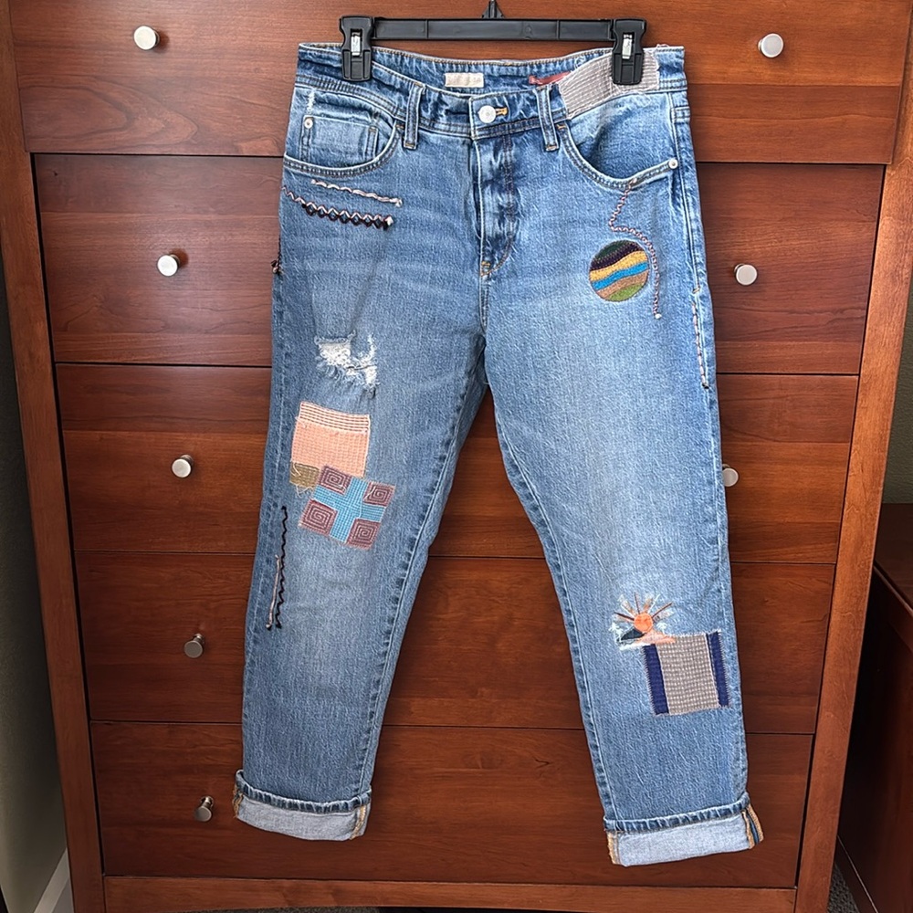 Pilcro The Slim Boyfriend Jeans with Colorful Kantha Patches, 30, EUC 🦋